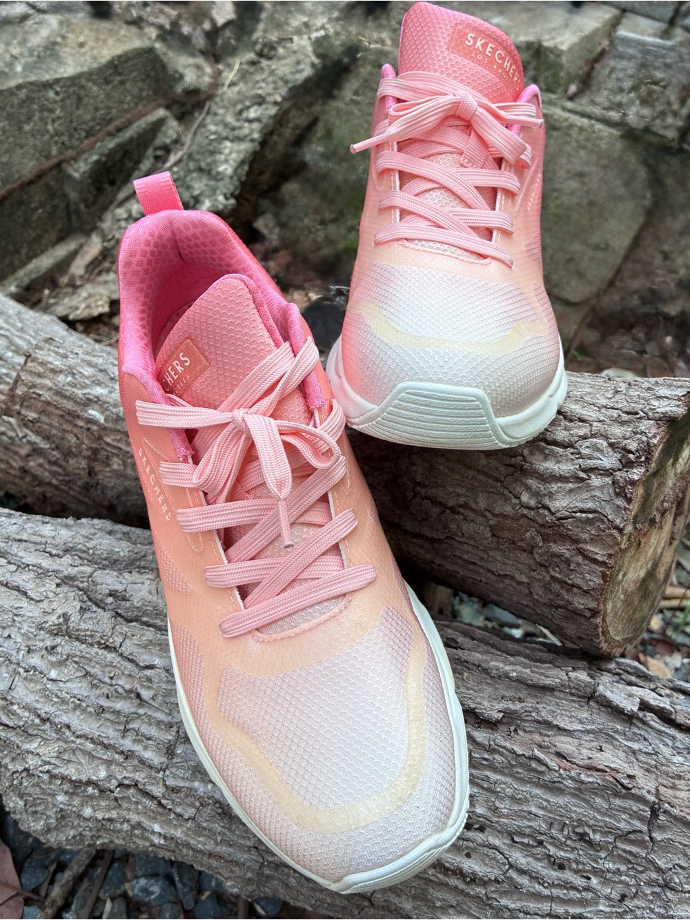 Skechers Women’s Coral Peach Memory Foam Sneakers, Size 9